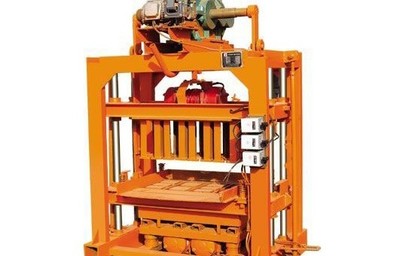河南恒宇小型免燒磚機廠與水泥磚設備 推動建材產(chǎn)業(yè)轉(zhuǎn)型升級